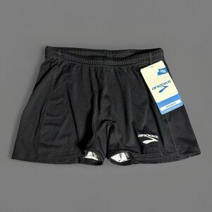 NWT BROOKS Run Womens M Black Equilibrium Tech Running/Athletic Shorts